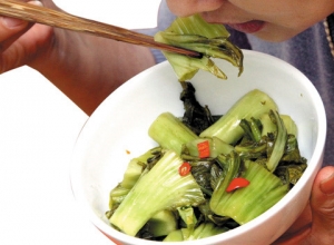 Ăn nhiều dưa cải muối có tốt không? Ăn dưa cải muối như thế nào là đúng cách an toàn cho sức khỏe?